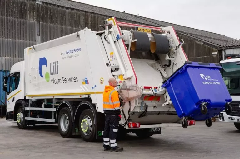 Lili Waste Services is offering free general waste and recycling collections in December for Tunbridge Wells